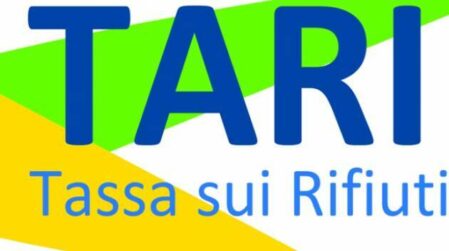 scritta TARI tassa rifiuti